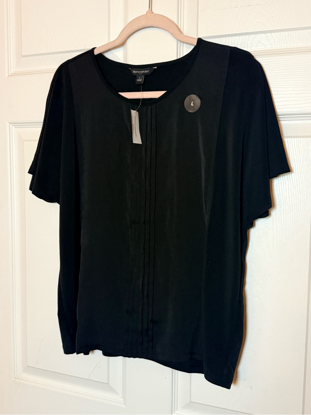 Black Banana Republic Short Sleeve Pintuck Front Top - Size L